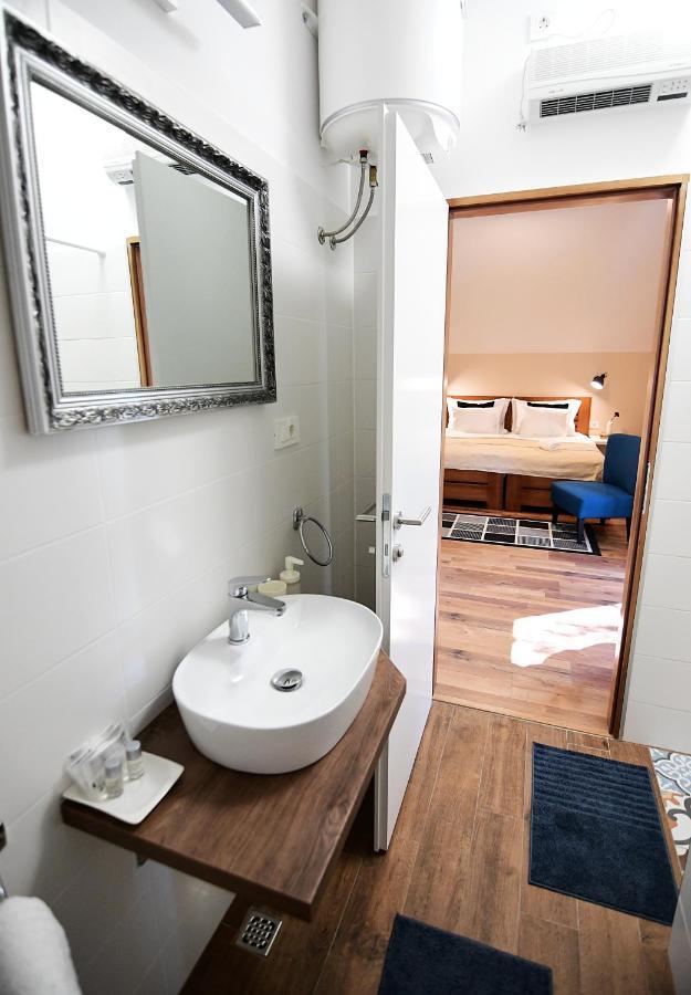 Apartmani Zagi Rakovica Exterior foto
